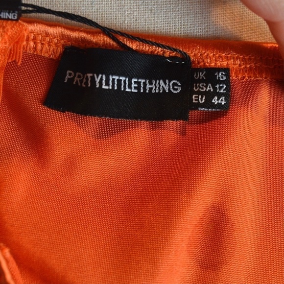 PrettyLittleThing Stretch Satin Cut Out‎ Side Seam Strappy Bodycon Dress FLAWS! - Picture 3 of 16